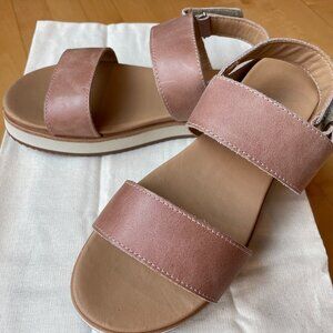 Nisolo Go-To-Flatform Sandal in Desert Rose (New in Box)